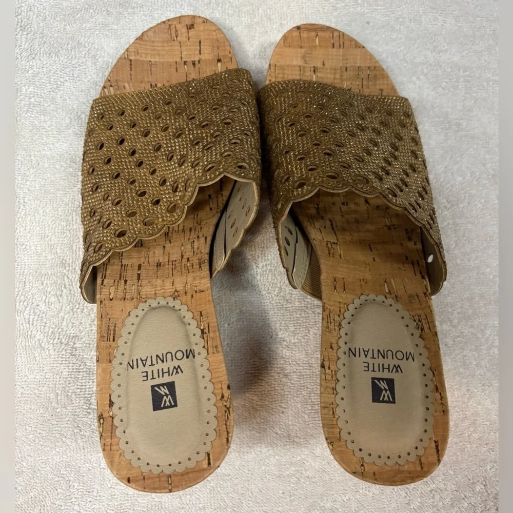 WHITE MOUNTAIN Womens Atlie Fabric Open Toe Gold Platform Sandals Size 7.5M